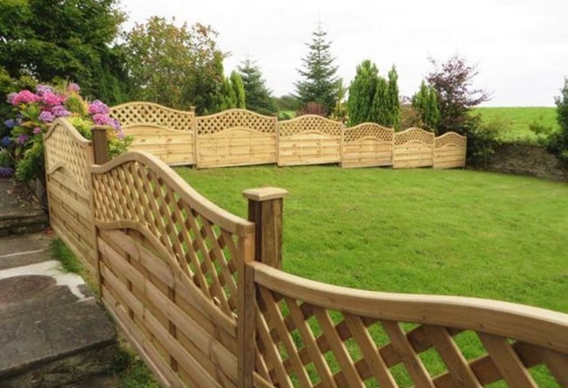 Delightful Single Storey Barn With Charming Features Near Looe