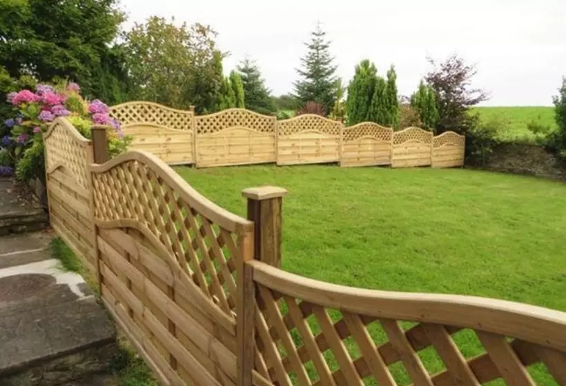 Delightful Single Storey Barn With Charming Features Near Looe