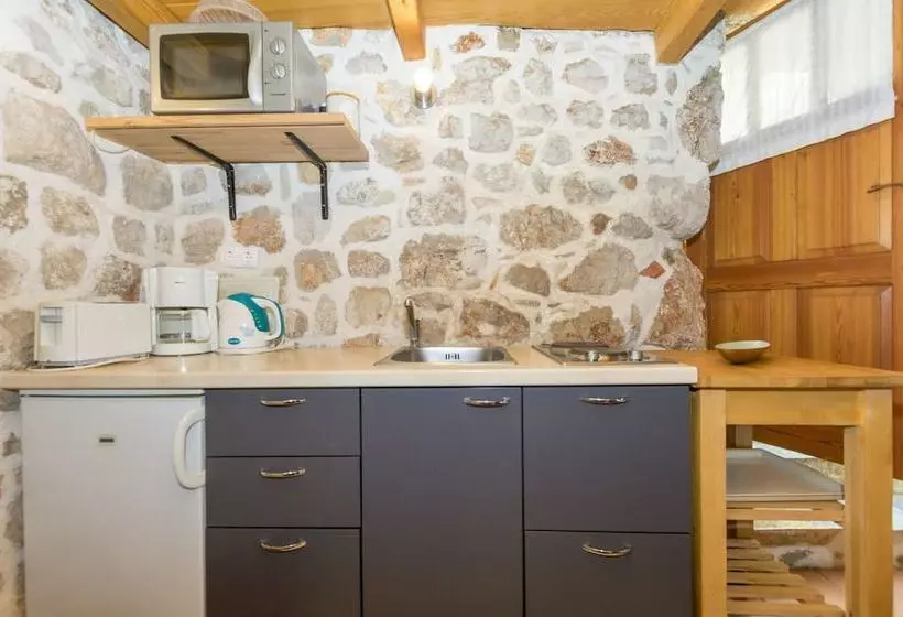 House Cottage