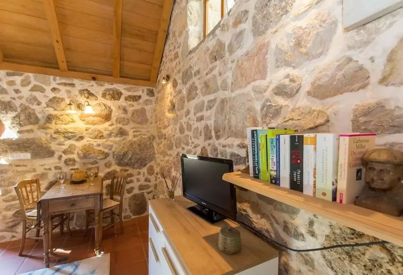 House Cottage