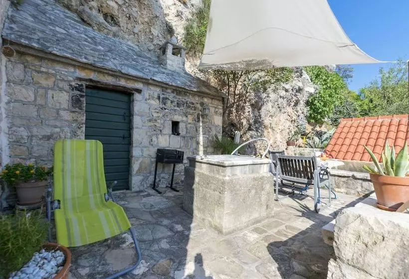 House Cottage
