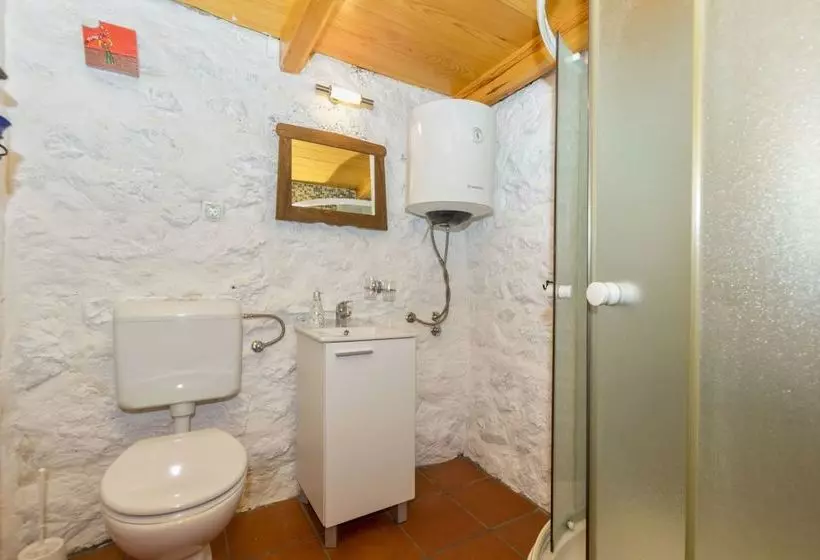 House Cottage
