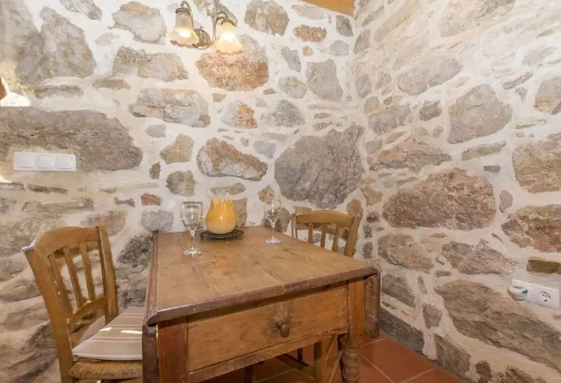 House Cottage
