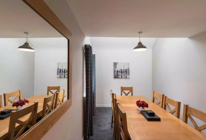 Lord Galloway 34, Newton Stewart