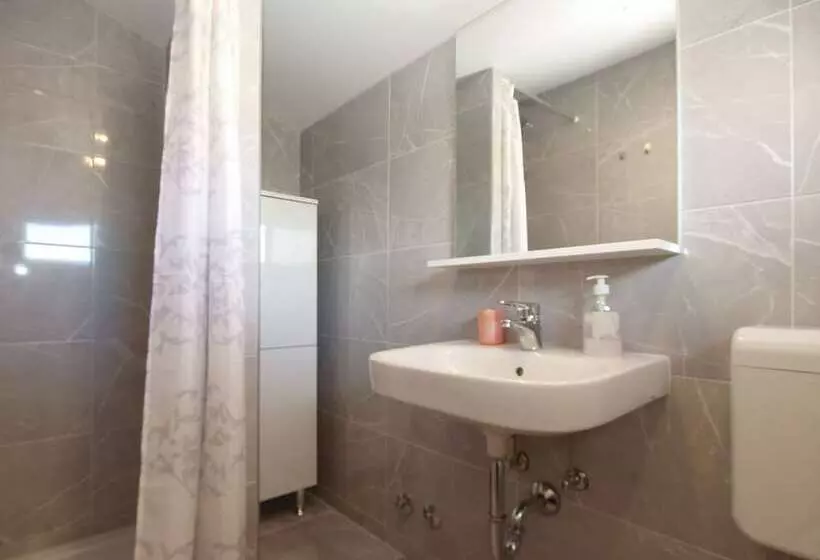 Majatalo Apartments Dragica 1251