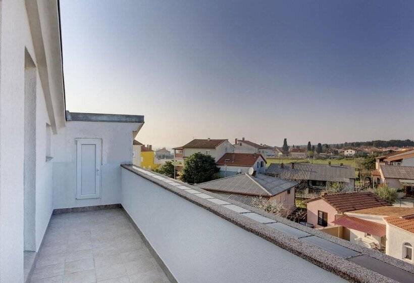 پانسیون Apartments Dragica 1251