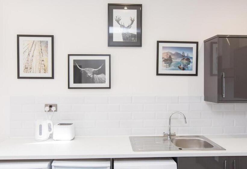 膳宿费 Crewe Rooms Brooklyn Street