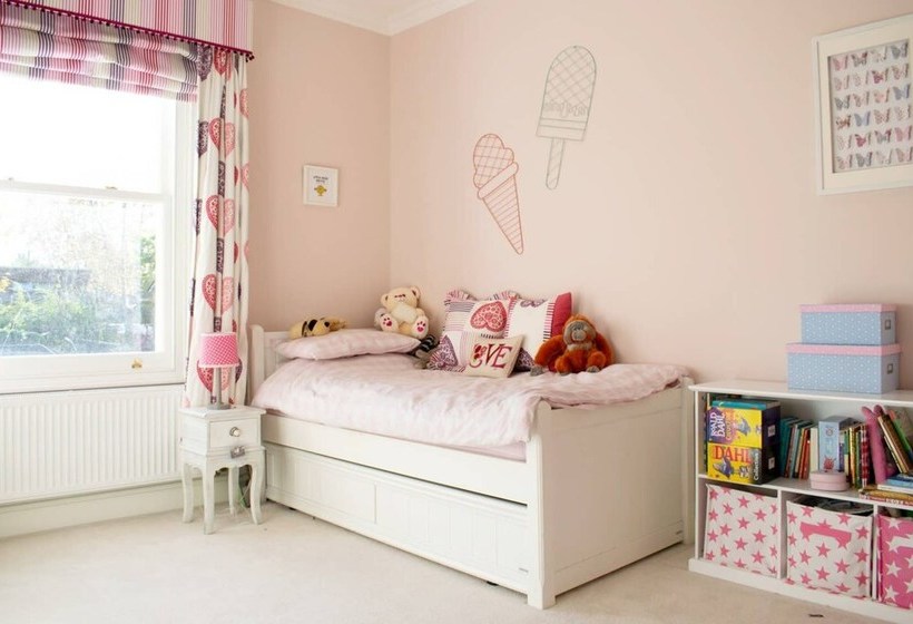 Stylish & Stunning 5 Bed House In Clapham South