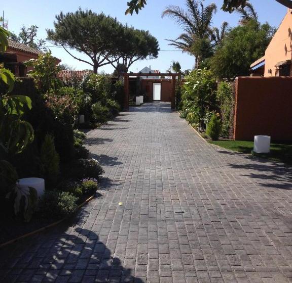 Apartamento Para 4 Personas Con Jardín Privado Y Barbacoa Cerca De La Playa