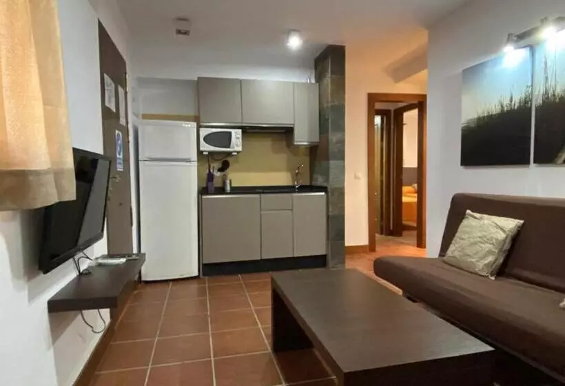 Apartamento Para 4 Personas Con Jardín Privado Y Barbacoa Cerca De La Playa