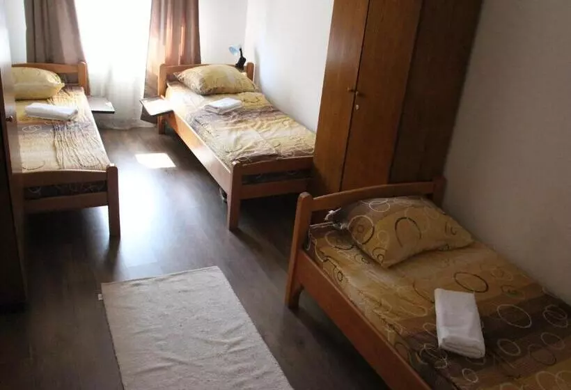 Hostel S