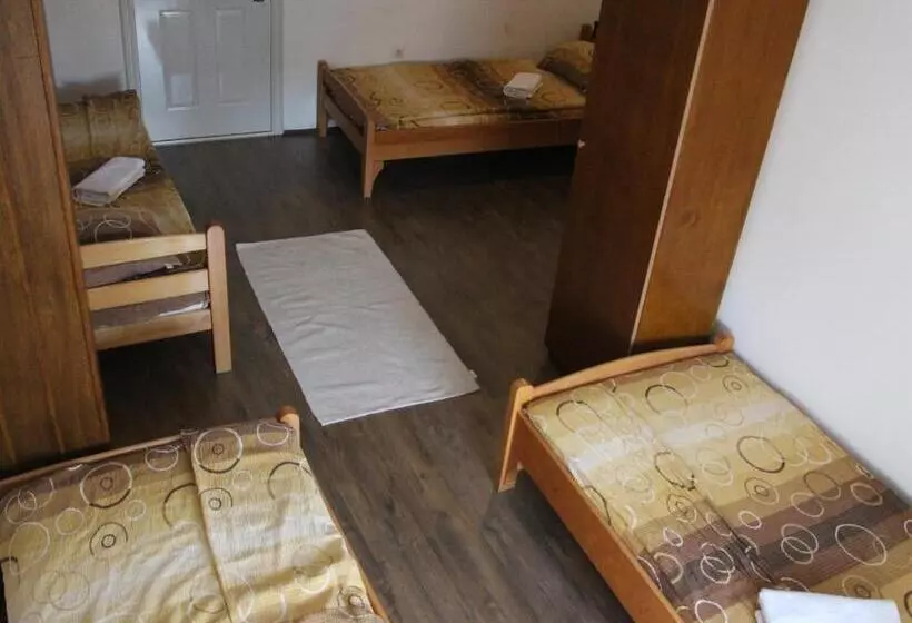 Hostel S