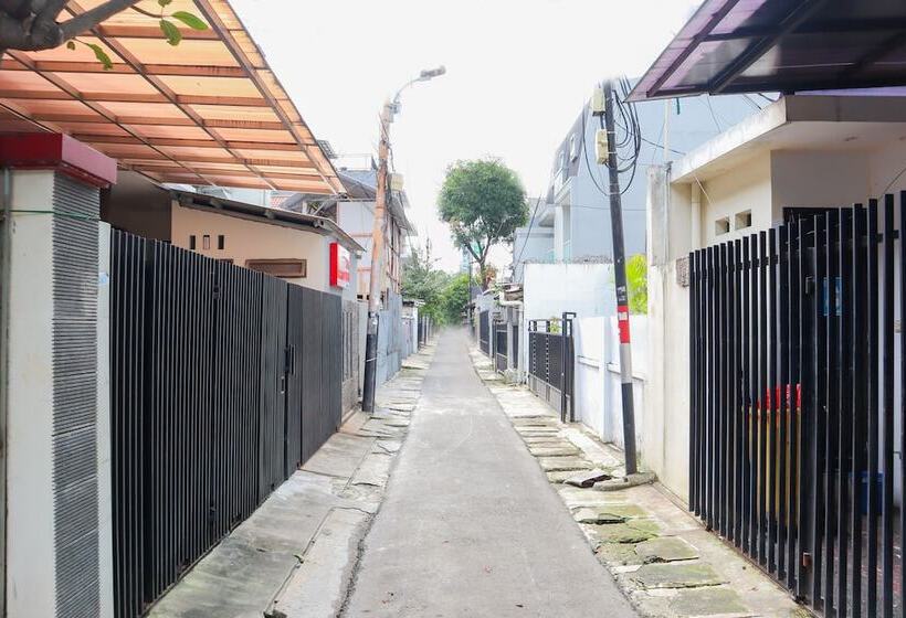 فندق Oyo 2768 Oq Residence Near Rs Bunda Jakarta