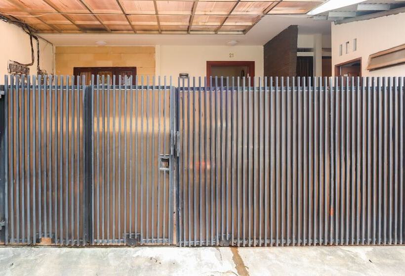 فندق Oyo 2768 Oq Residence Near Rs Bunda Jakarta