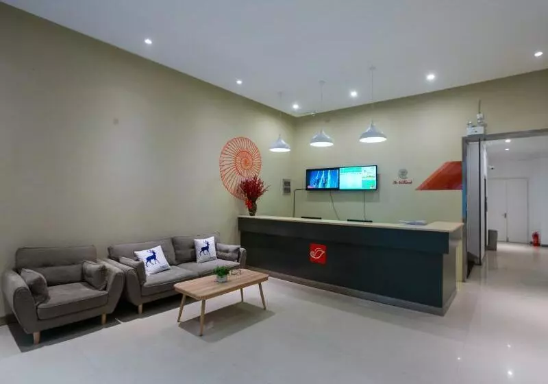 ホテル Shell Xinxiang Weibin District Railway Station Department Store