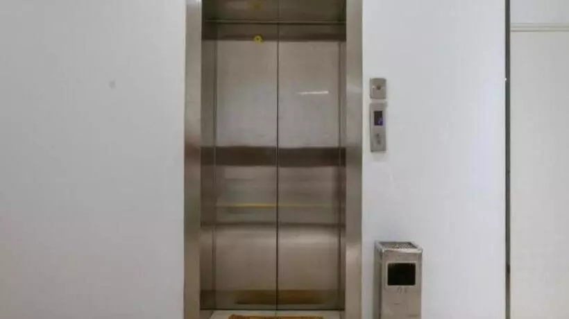 ホテル Shell Xinxiang Weibin District Railway Station Department Store