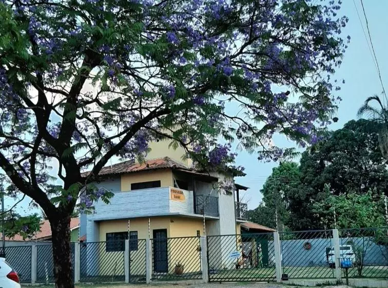 ペンション Pousada Luar