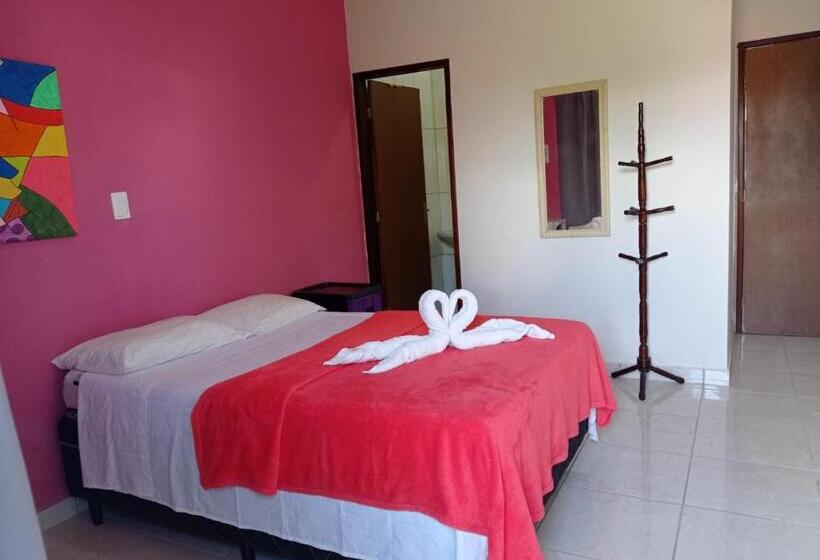 پانسیون Pousada Canaã