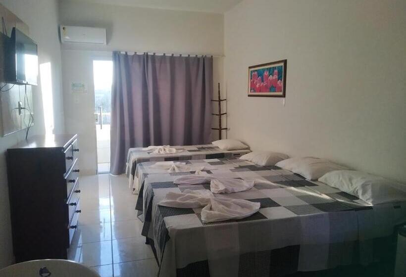 پانسیون Pousada Canaã