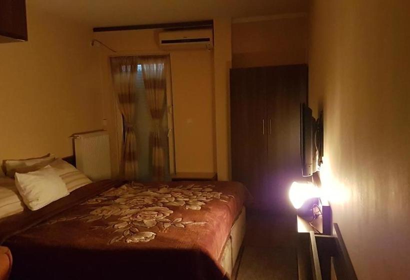 تختخواب و صبحانه Soba 205