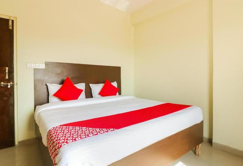 Hotel Oyo 60530 City Palace