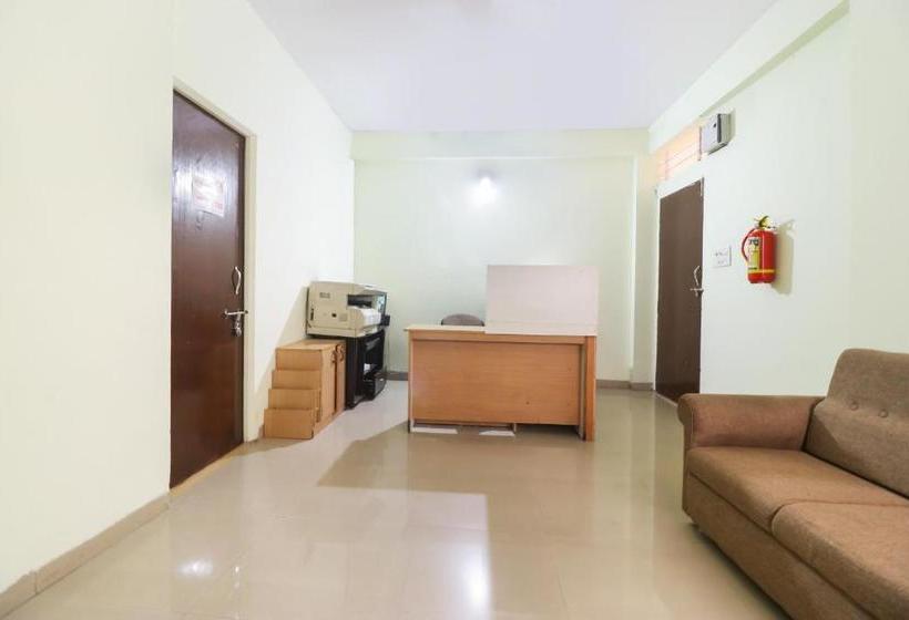 Hotel Oyo 60530 City Palace