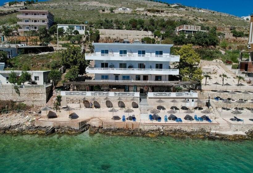 ホテル Villa Juna Beach