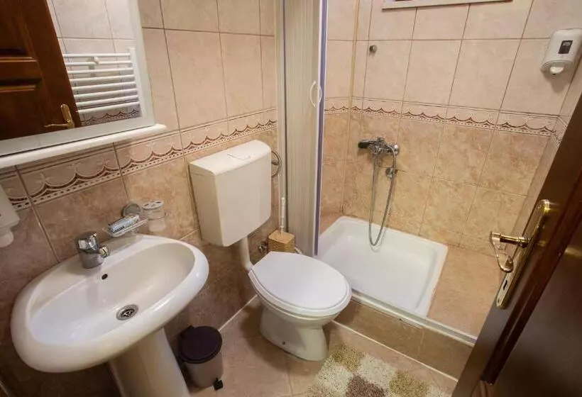 پانسیون Apartments Mery