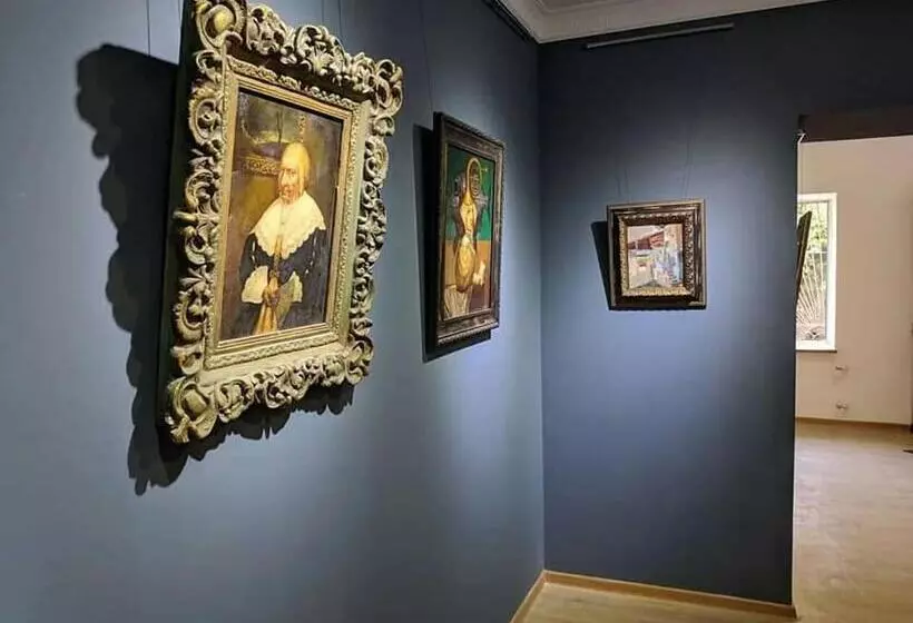 پانسیون Gallery Guesthouse