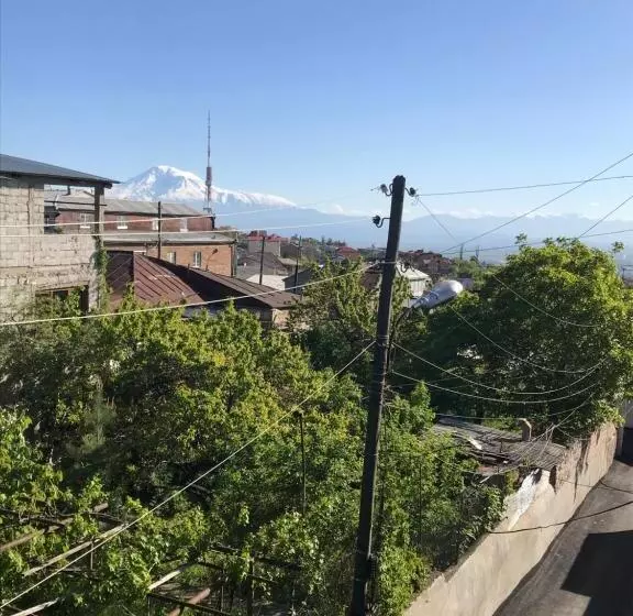 پانسیون Gallery Guesthouse
