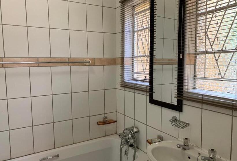 بنسيون One More Nap Self Catering