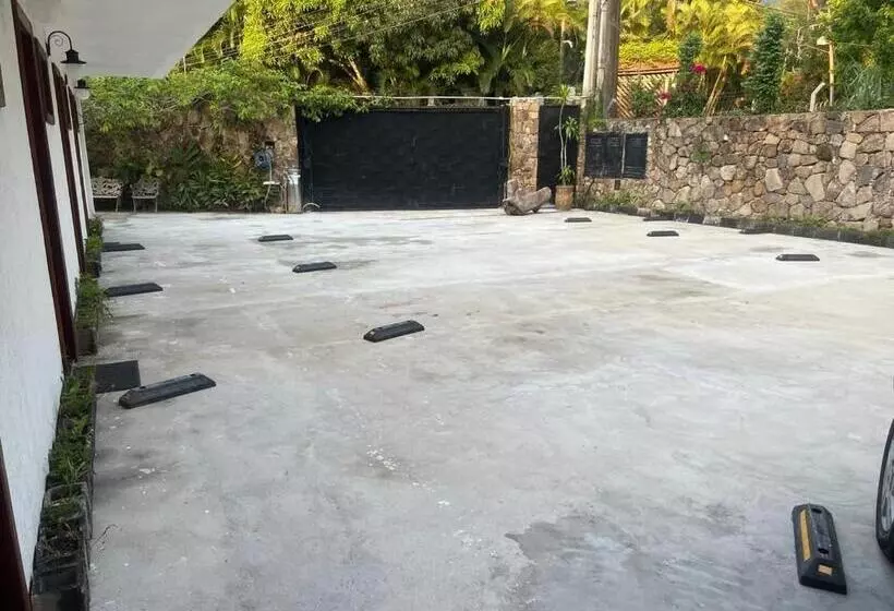 Majatalo Suítes Vista Pro Mar Ilhabela