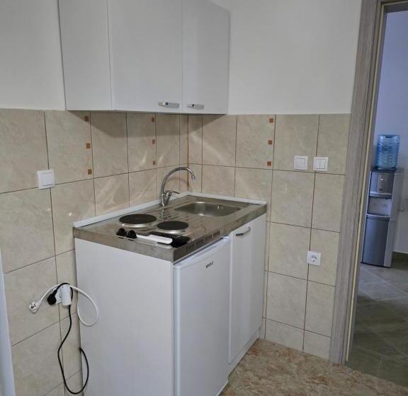 پانسیون Vila Cattleya