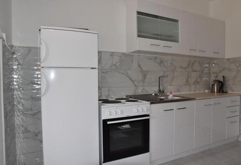 پانسیون Vila Cattleya