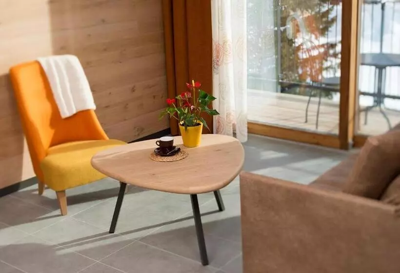 Red Fox Lodge