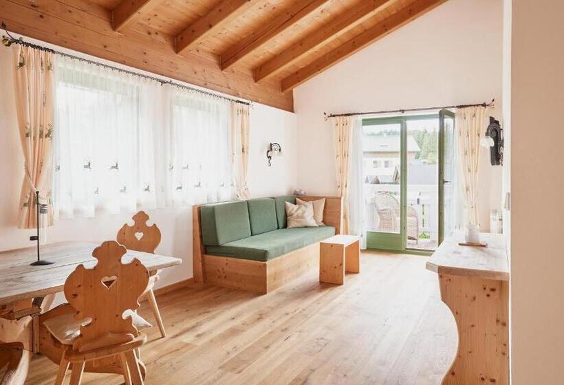 Rosamunde Apartments