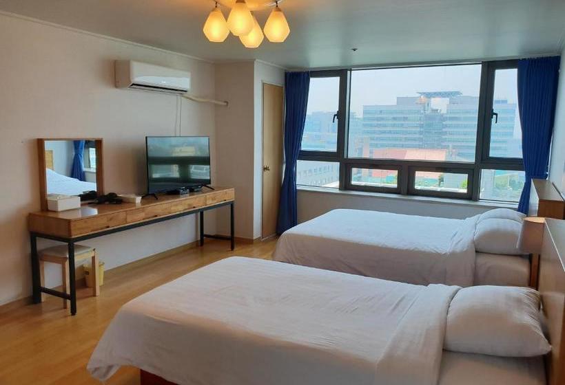 Stay And Co Residence