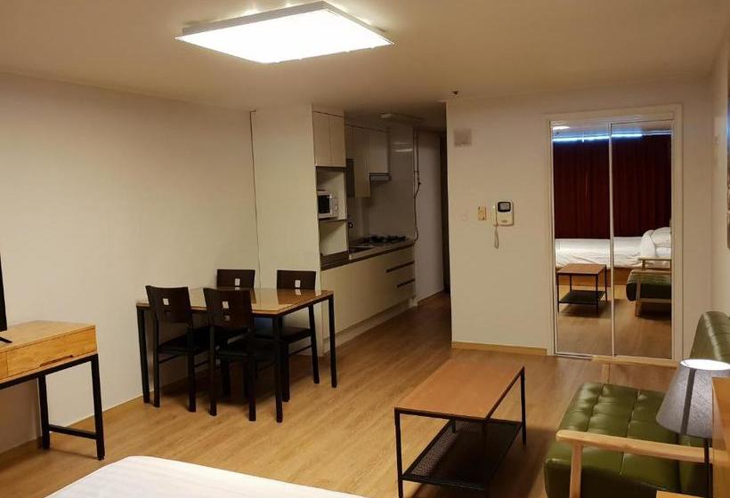 Stay And Co Residence