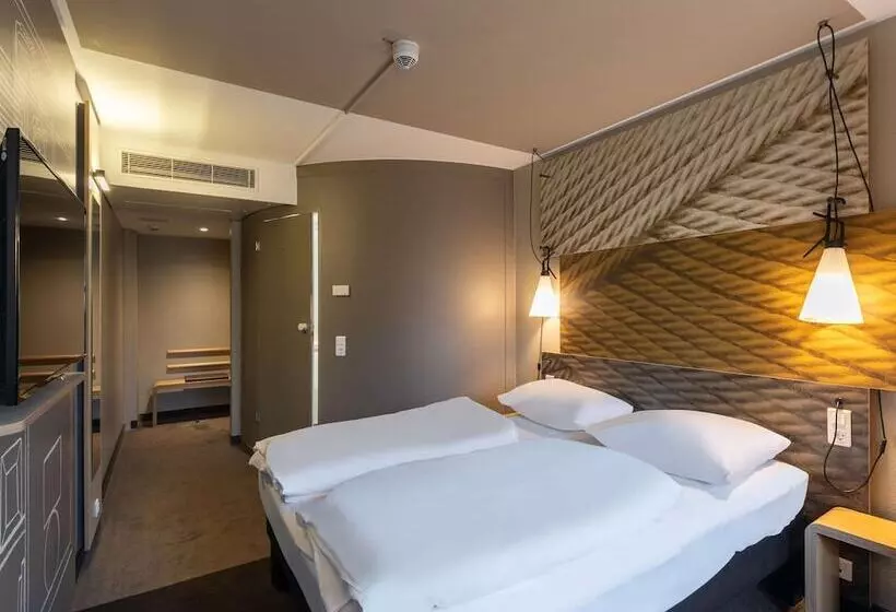 B&B HOTEL Wuppertal-City