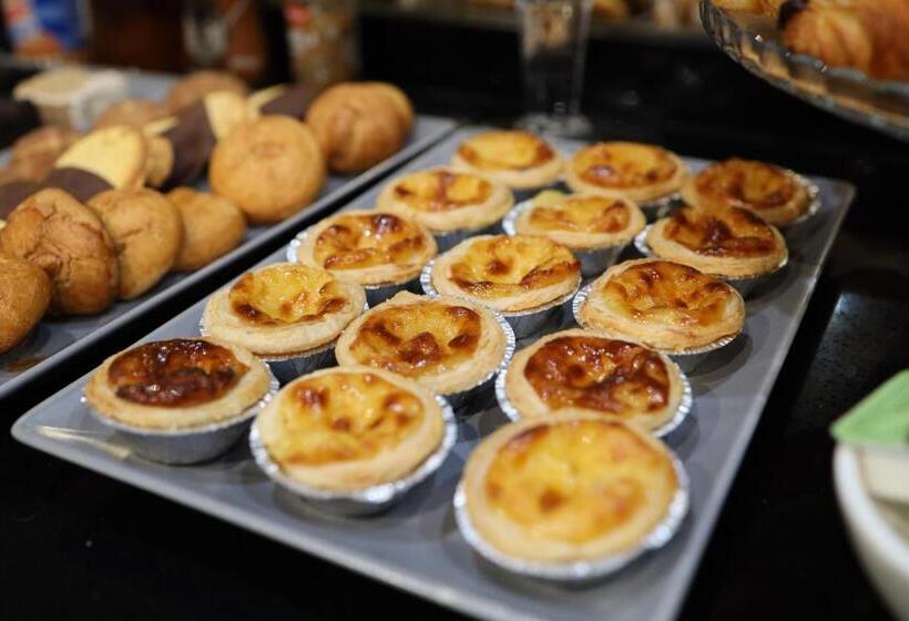 هتل Amadeos Matosinhos Porto