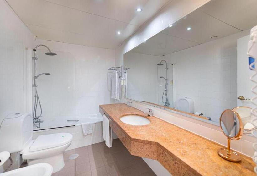 هتل Amadeos Matosinhos Porto