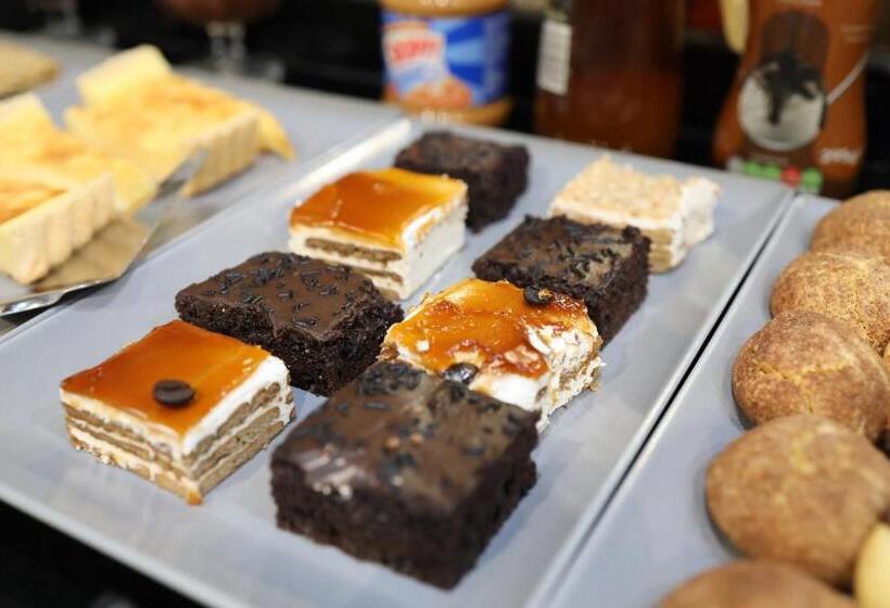 هتل Amadeos Matosinhos Porto