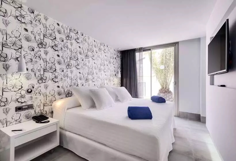 Отель Barcelo Teguise Beach - Adults Only