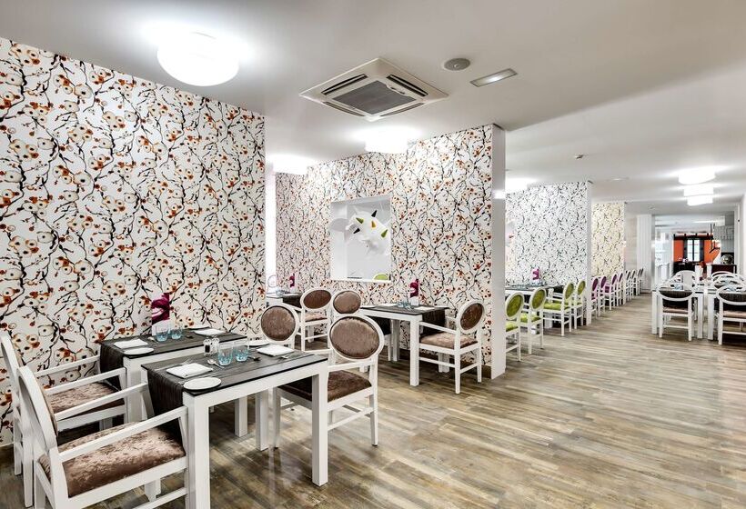 Hotel Barcelo  Teguise Beach - Adults Only