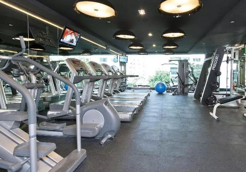 هتل Grand Mercure Singapore Roxy