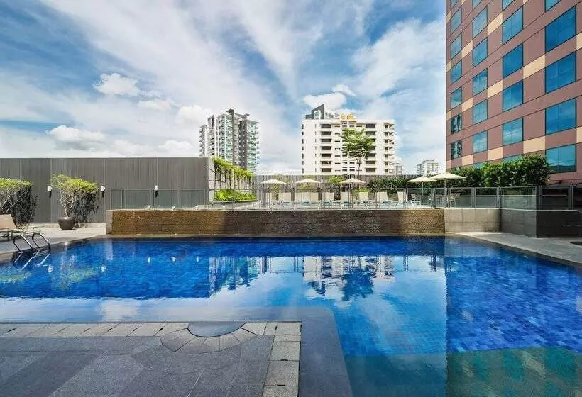 هتل Grand Mercure Singapore Roxy