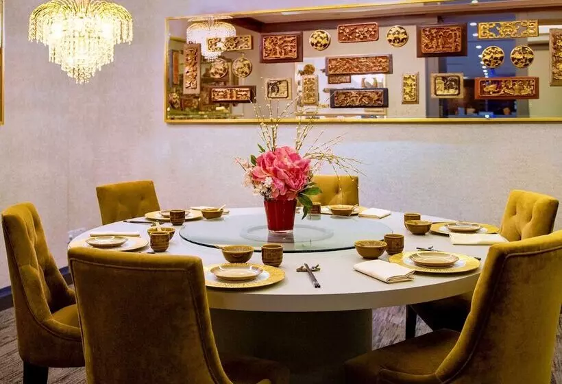 هتل Grand Mercure Singapore Roxy