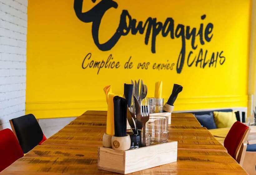 בית מלון כפרי Ibis Calais Car Ferry