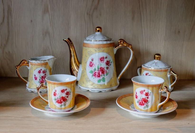 בית מלון כפרי Ibis Calais Car Ferry