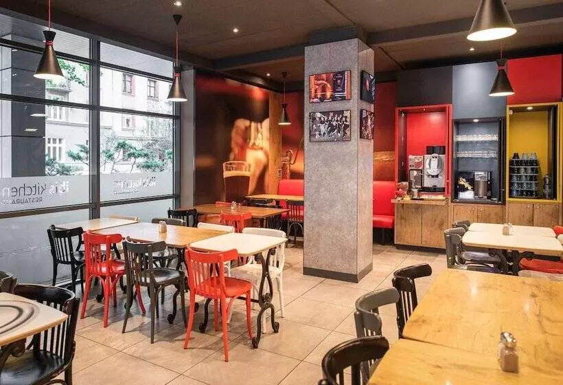 בית מלון כפרי Ibis Krakow Centrum